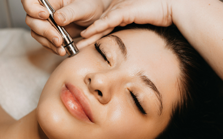 microdermabrasion treatment at yuvani clinic